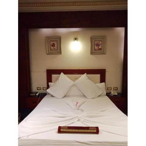 Salvatore Room with Breakfast-Ras El Bar