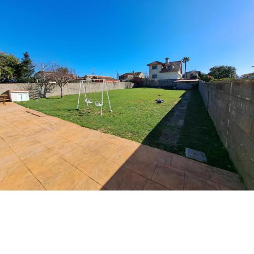 Samil, Vigo, chalet con finca
