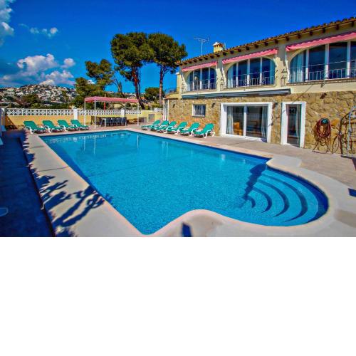 Samina - holiday home with stunning views and private pool in Benissa