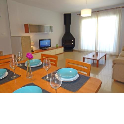 SAN FERNANDO PALACE III - Beach House