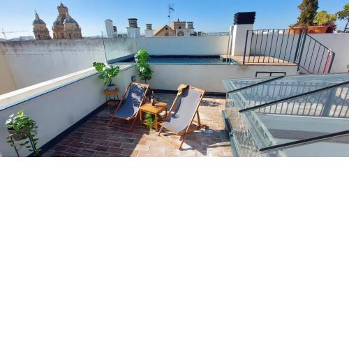 San Luis Downtown & Pool Apartment