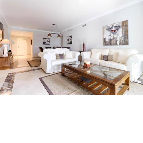 San Pedro beachside apartment