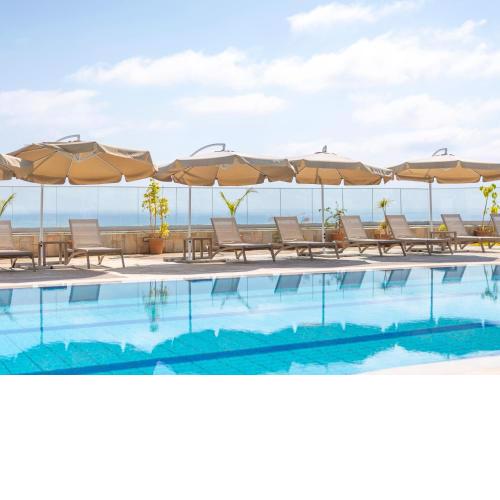 Sanders Seaview Paphos
