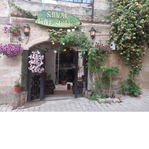 Sandık cave suites