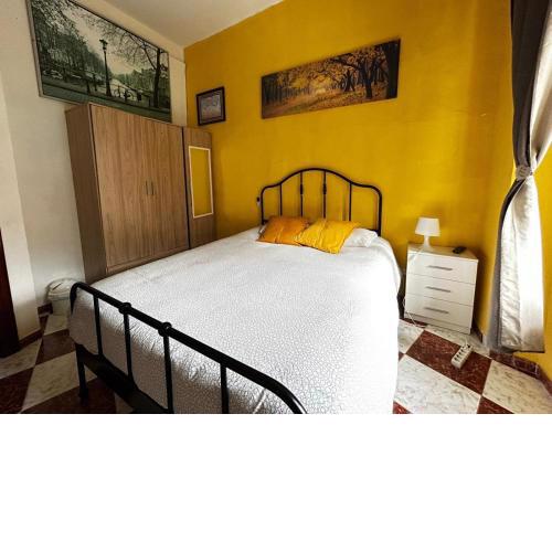 Santa Isabel Low Cost Rooms in private house