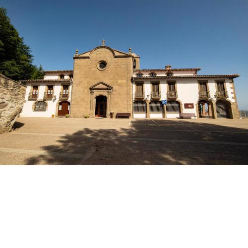Santuari de la Salut de Sant Feliu de Pallerols