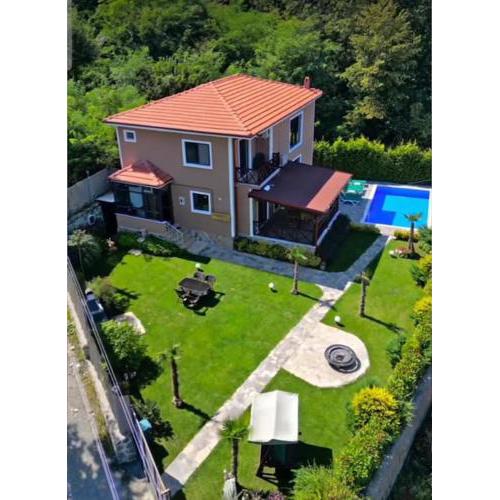Sapanca Seyrusefa Villa