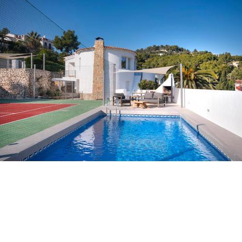 Sara 4 personas, free WIFI, chill-out, private pool, private tennis court - by Holiday Rentals Villamar