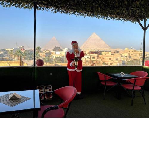 Sardonyx pyramids view hotel
