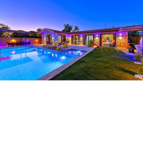Saribelen Village 2 Bedroom Villa 1696