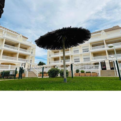 Schöne Unterkunft mit Pool und Terrasse.