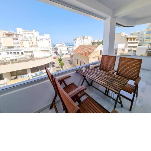 Sea Bay Apartment