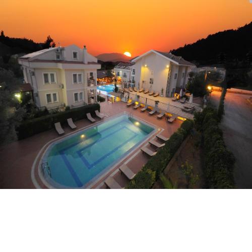 Sea Breeze Hotel and Apartments