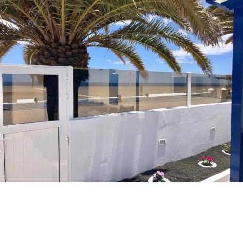 SEA FRONT Apartamento frente al mar