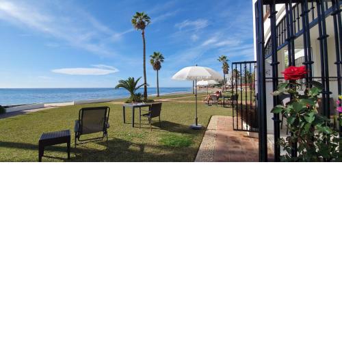 Sea Front Beach House Macarena C