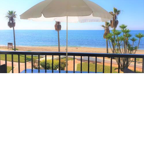 Sea Front Beach house Micaela G