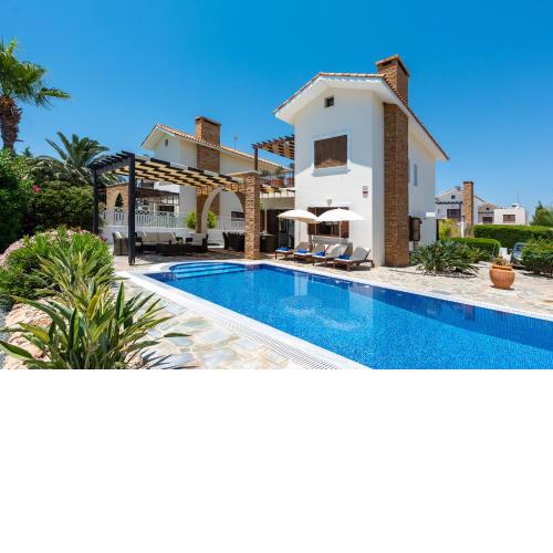 Sea Front Costa Blu by Ezoria Villas