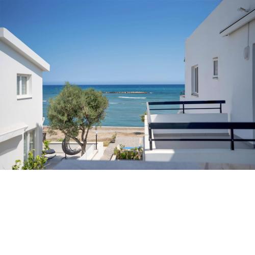 Sea Front Luxury Apartment