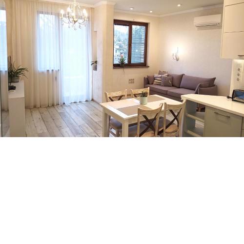 Sea Garden Apartment