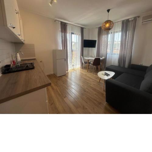 Sea Garden beach front apartments 2