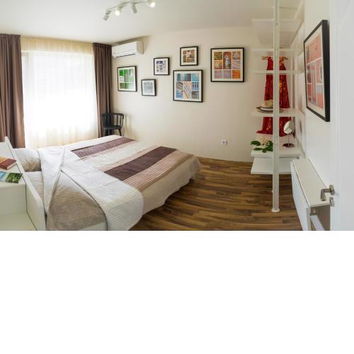 Sea grape wine flat in old center