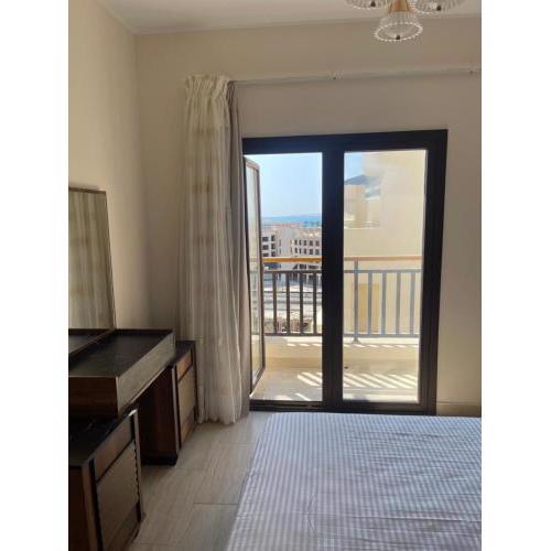 Sea view apartment in Aldau heights