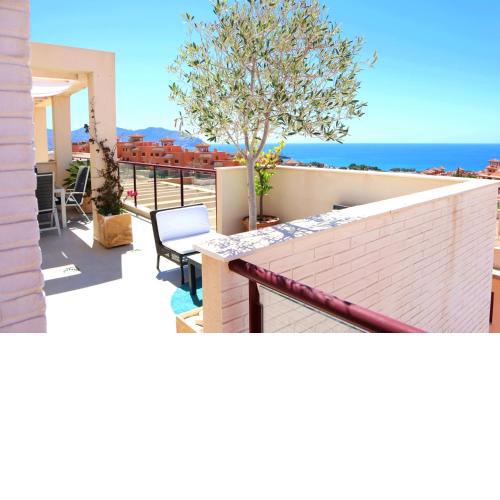 Sea view apartment Mojon hills