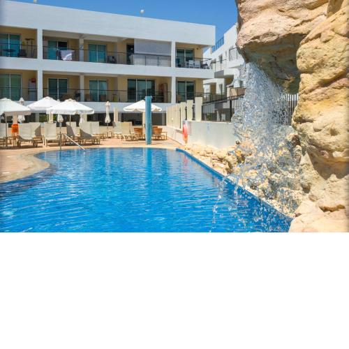 Sea View APT*Spacious balcony*200m to the Beach