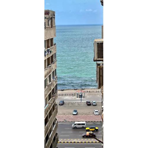 Sea view family apartment