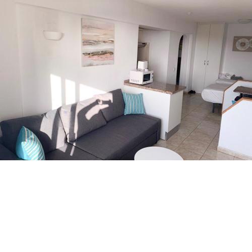 Sea View Studio Apartment in Santa Maria