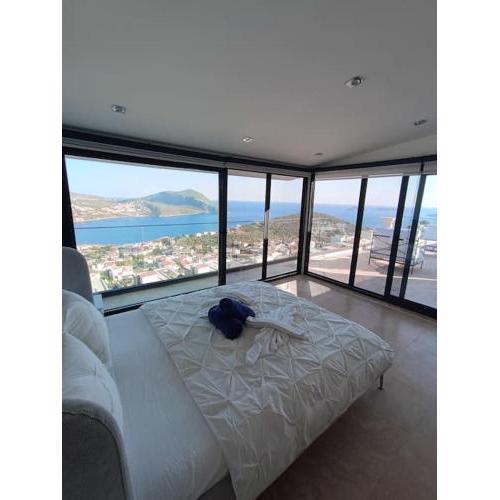 Sea View Villa Heathed Pool