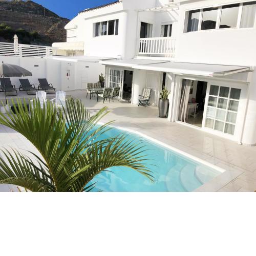 Sea view villa San Agustin