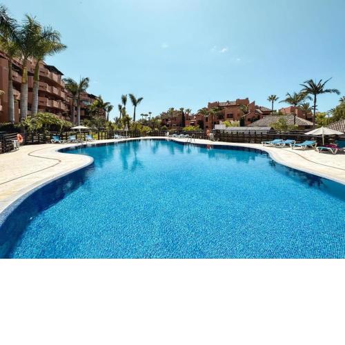 Sea Views Indoor Pool Sauna Gym Wifi