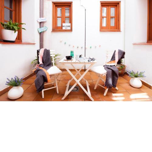 Sea & Wave Marvelous Boutique by Bossh! Apartments