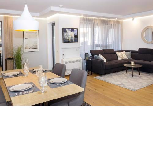 Sea&City Deluxe Apartment - Top Center Varna