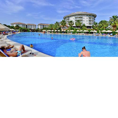 Seaden Sea World Resort & Spa