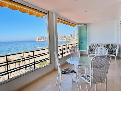 Seafront Dali Apartment