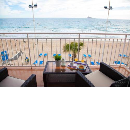 SEAFRONT UNBEATABLE LOCATION a