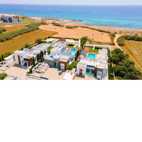 Seafront Villa Layla by Ruidoso Luxury