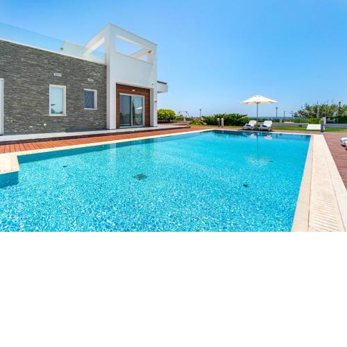 Seafront Villa Maya by Ruidoso Luxury
