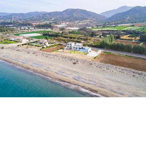 Seafront Villa Sea Gem - Private Beach Area & Infinity Pool