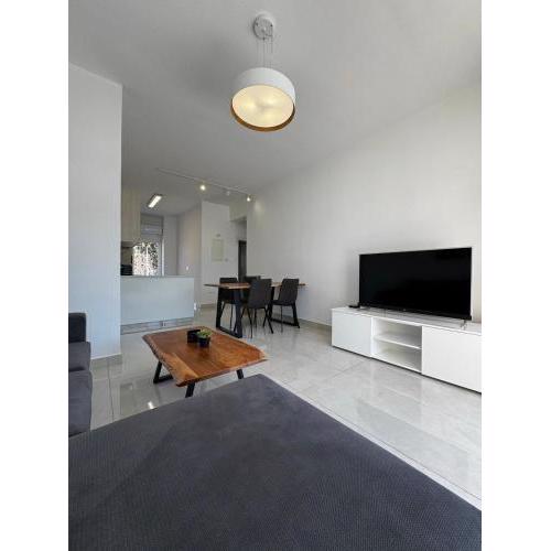 Seaside Gem 2-Beds Apt