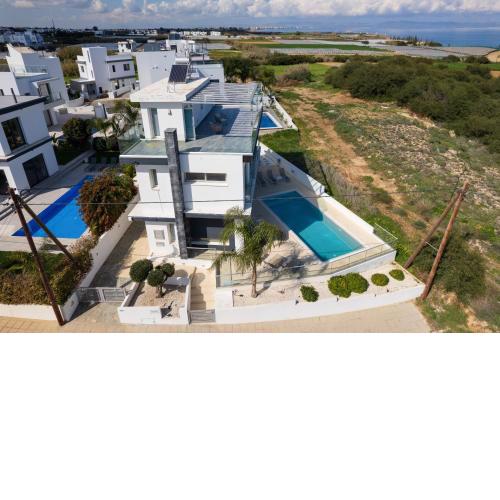 Seaside Luxury Villa