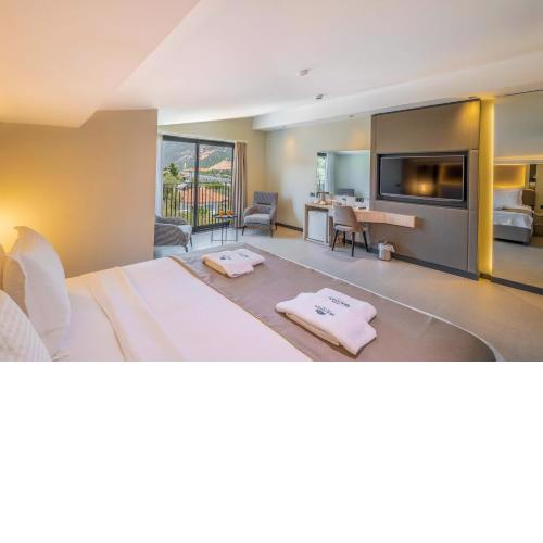 SeaTown Hotel