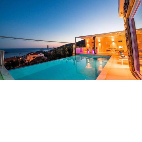 Seaview 2 Bedroom Villa - 1134