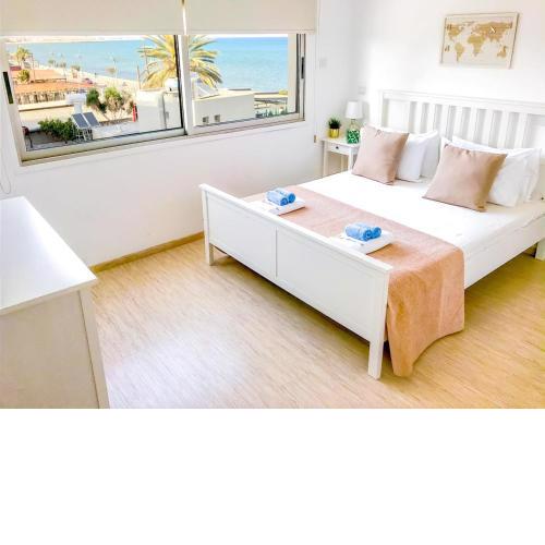 Seaview Apartment (Excellent Location)