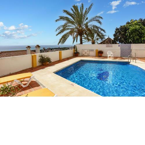 Seaview Apartment near Golf with pool Ref 69