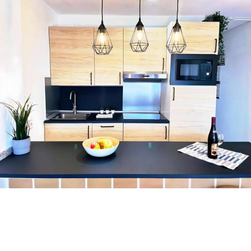 Seaview Friendly Holiday Home 8
