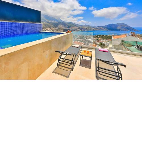 Seaview Luxury Apartment - 6839