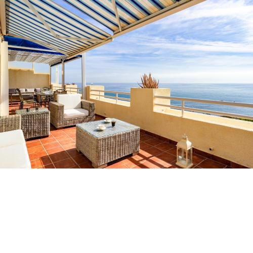Seaview terrace by the beach in El Faro Ref 93